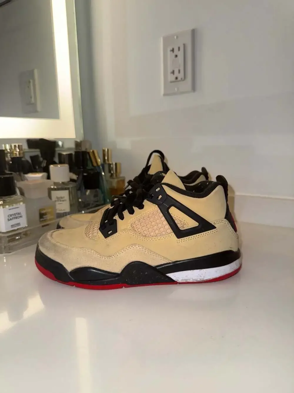 Nike Air Jordan 4 Retro Pizza GS IH2094-200 Sesame Fire Red Black